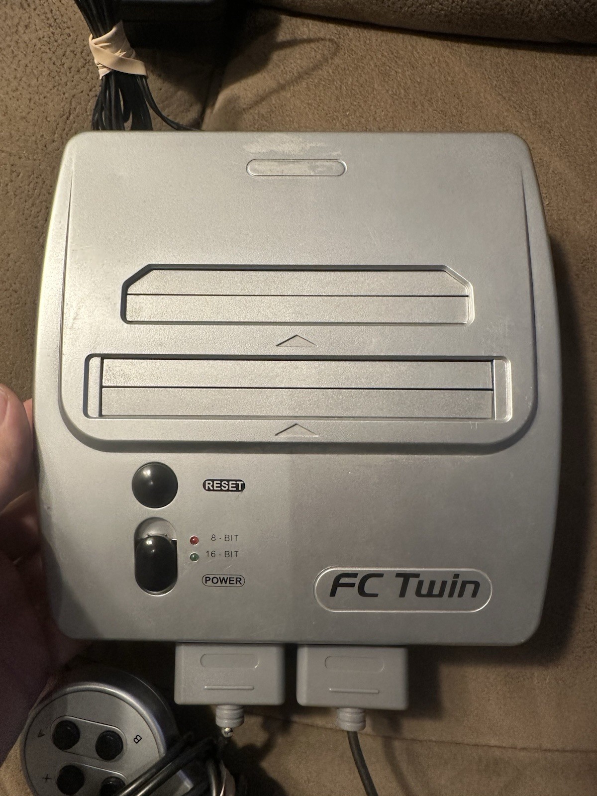 Yobo FC Twin Console SNES NES Clone System. AC Plug And 2 Controllers. WORKS!