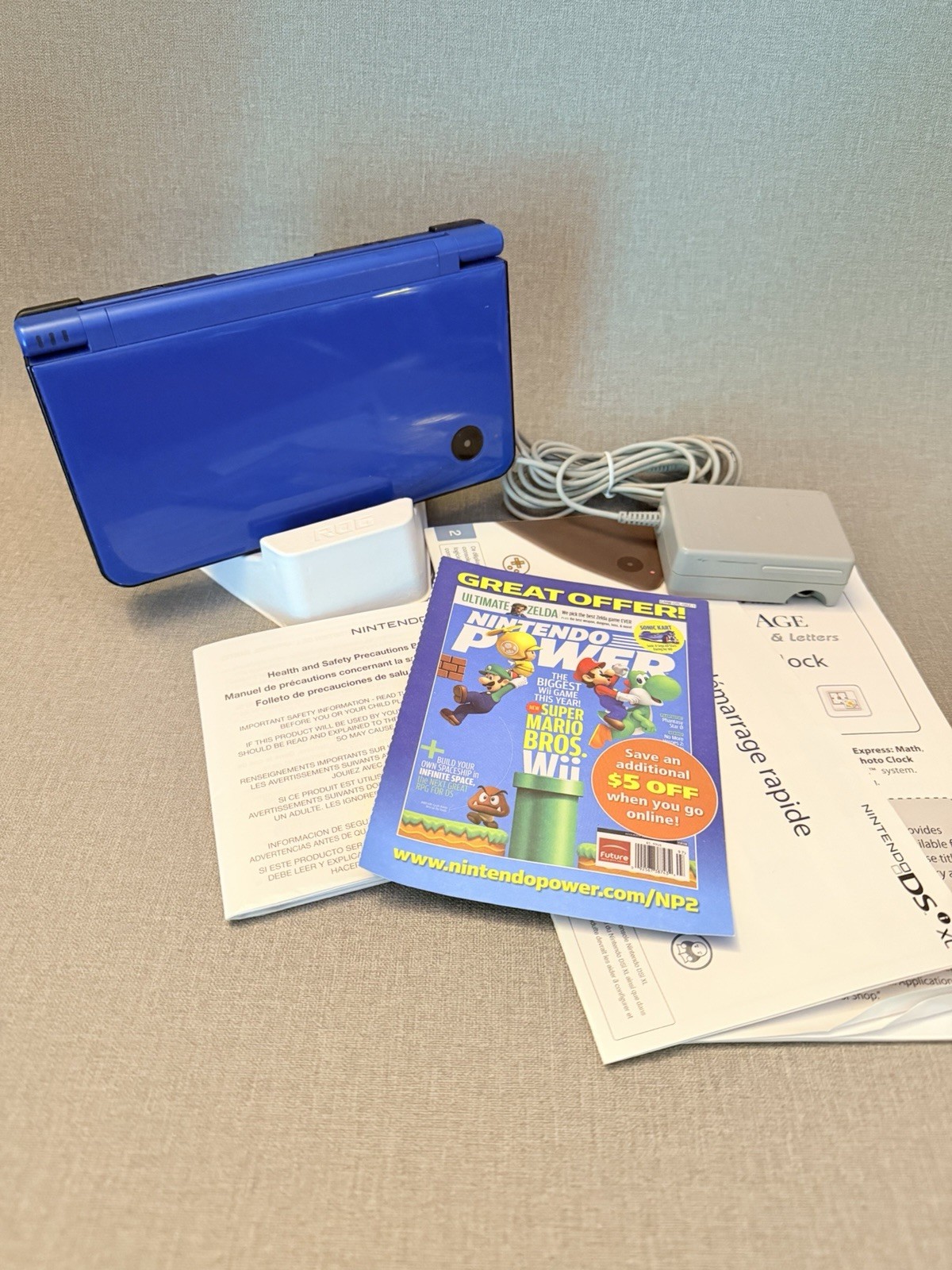 Nintendo DSi XL Blue Handheld Console Complete w/ White Stylus Tested