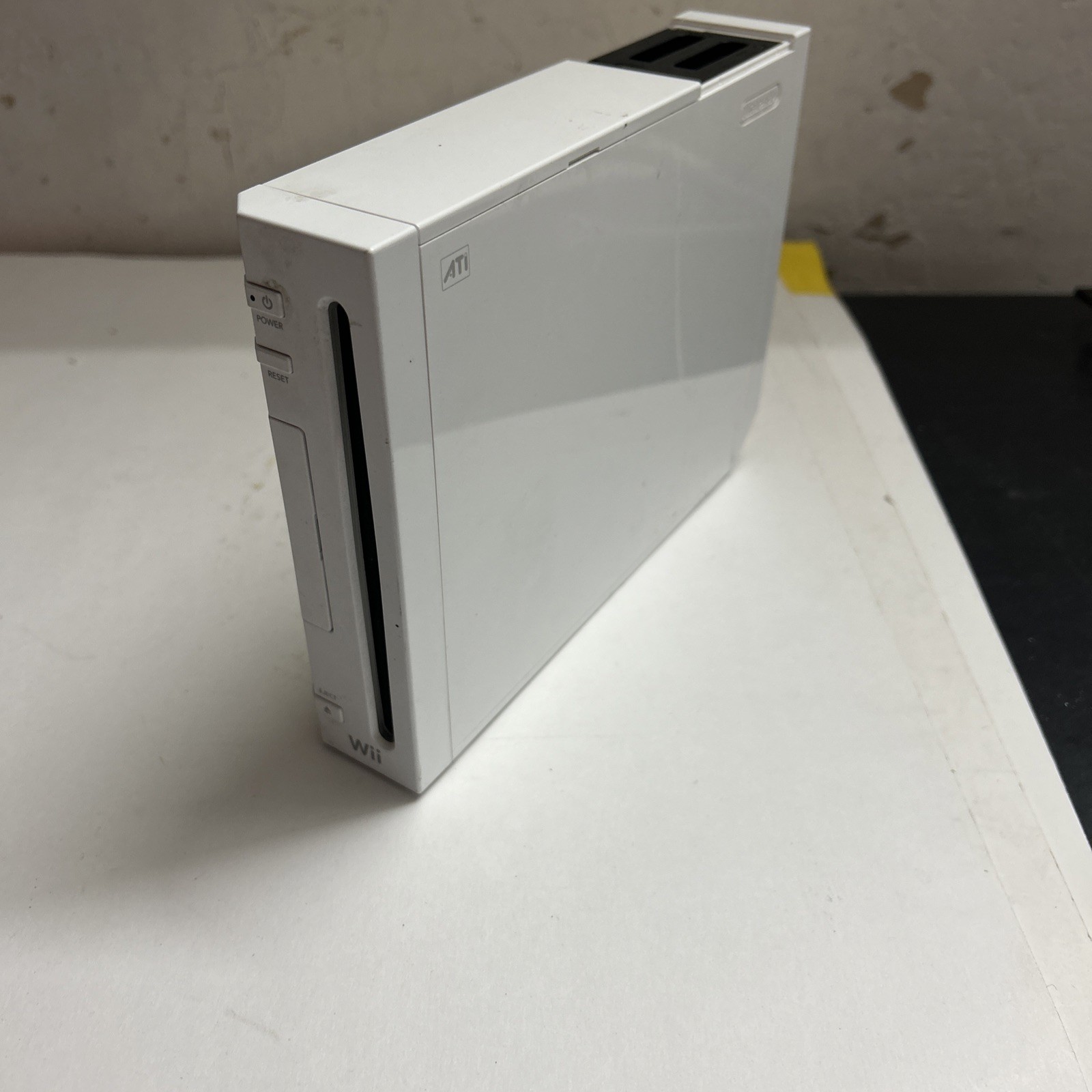 Nintendo Wii White Console Only RVL-001 Gamecube Compatible Tested & Works