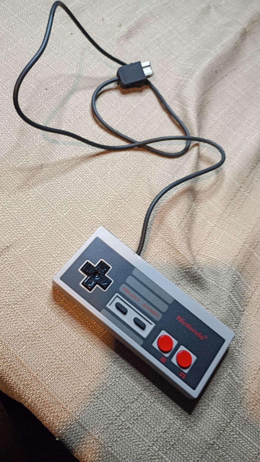 NINTENDO NES Classic Mini Edition Console Plug & Play 1 Controller No Hdmi