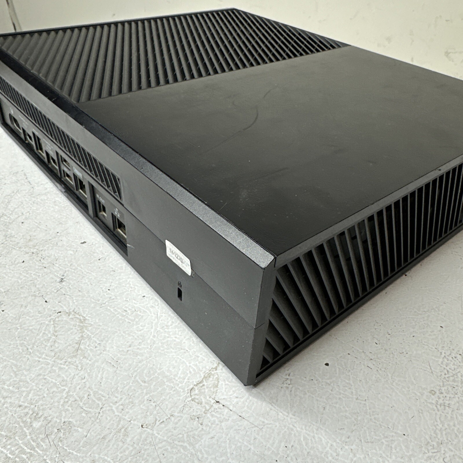 Original MICROSOFT XBOX ONE model 1540 500gb console Parts Only