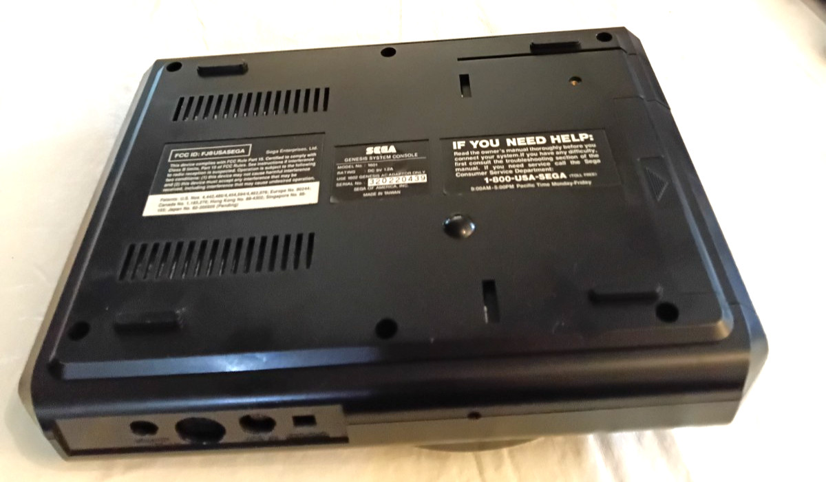 Sega Genesis 16-Bit Stereo Model 1601 With Hook-Ups & Controller Works Perfect!