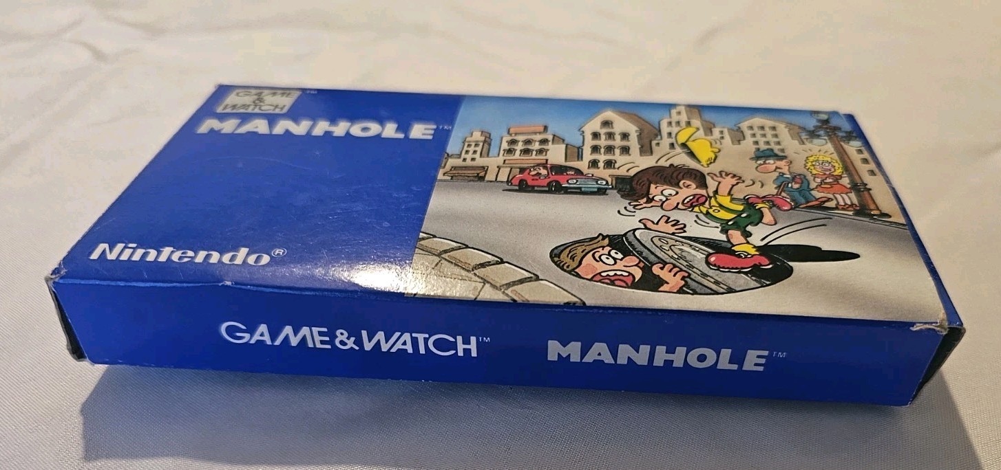 Nintendo Game & Watch Manhole NH-103 Wide Screen 1983 Rare Original Box Working