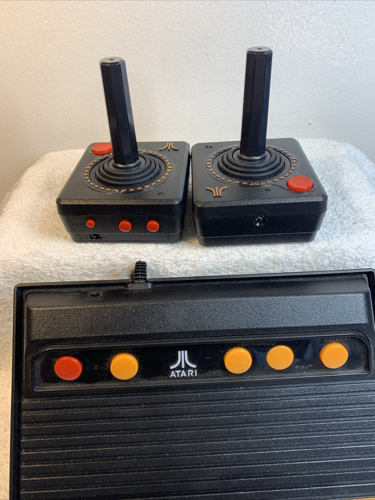 Atari Flashback 4 Classic Game Console Special Edition 76 Built-In Games Tested