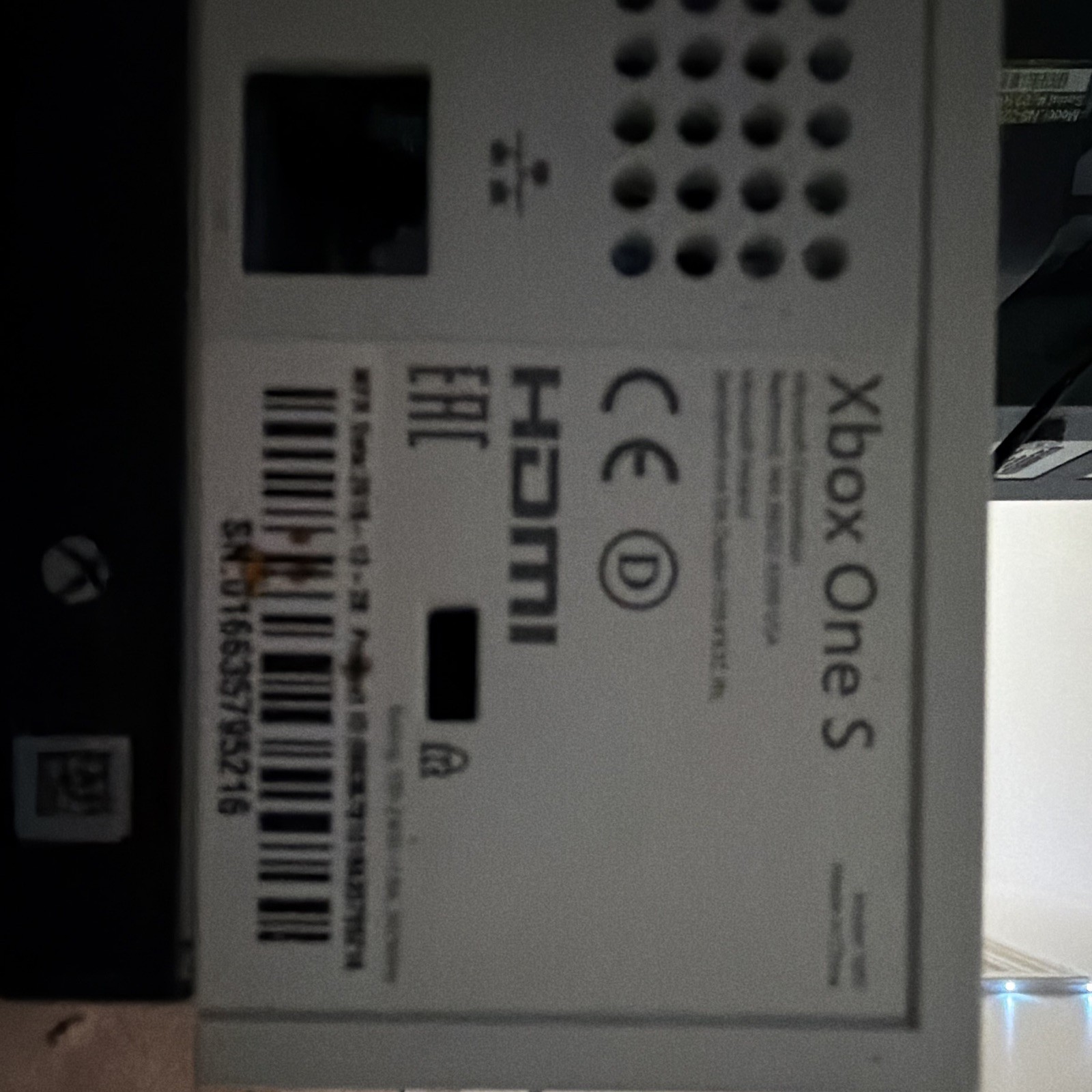 Microsoft Xbox One S 1TB 4K UHD Wi-Fi White Home Console MPN 1681