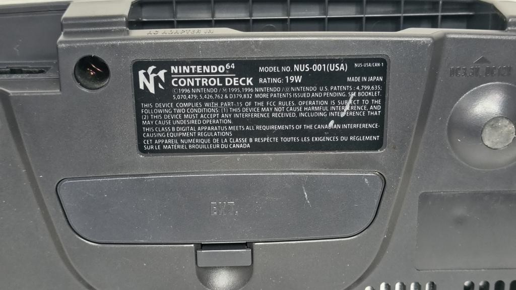 NINTENDO 64 GREY W/1MOTE (P14027412)
