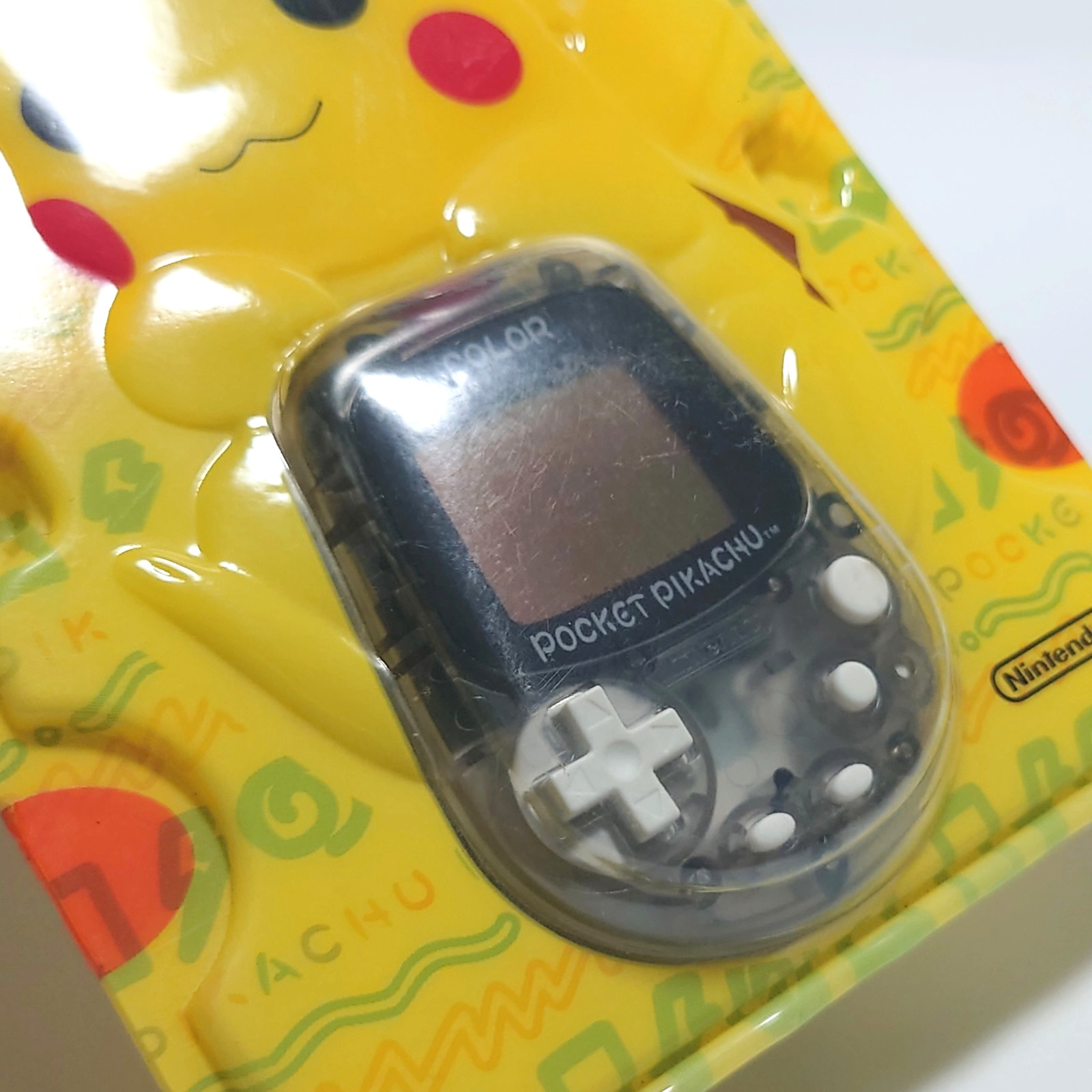 Nintendo Pocket Pikachu Color Unopened w/Guide Book Pokemon Game Pedometer Japan