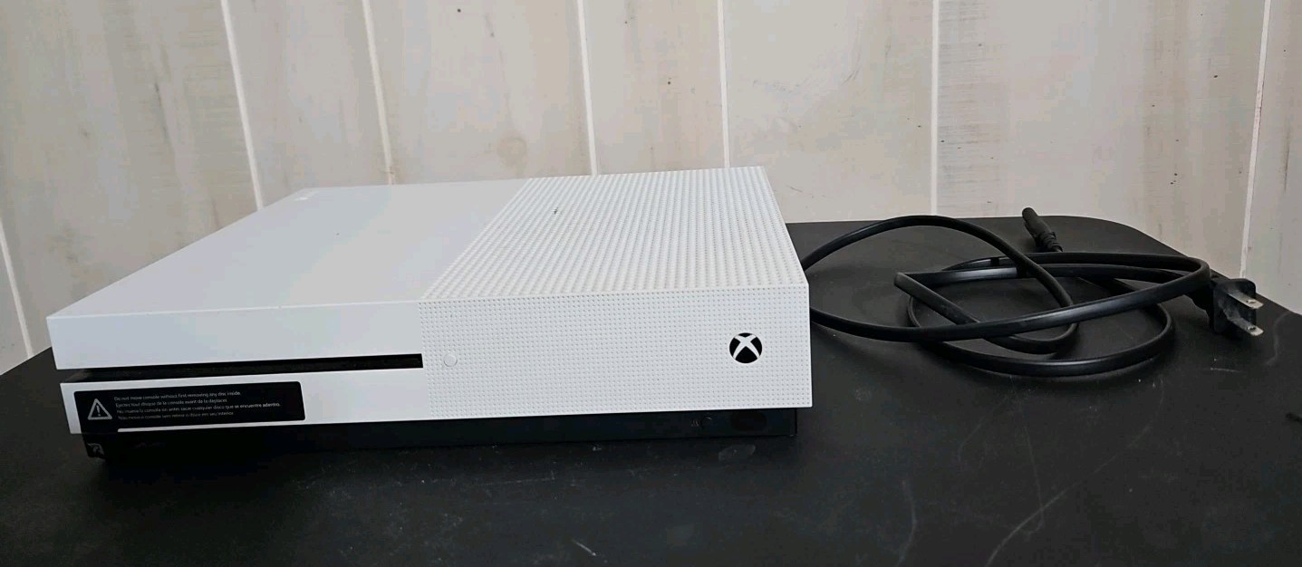 Microsoft Xbox One S 500GB – White Console & Power Cord Tested Working