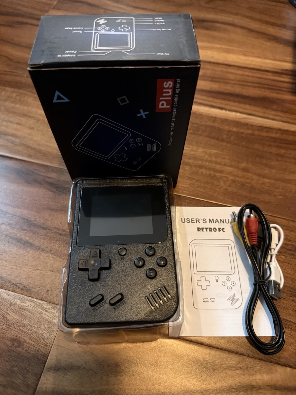 Game Box Plus Handheld Retro Game Console TV Out Composite RCA AV/DC + Manual
