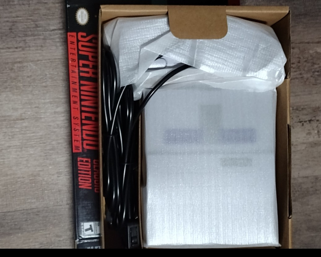 Super Nintendo Entertainment System SNES Classic Mini Edition NEW in box