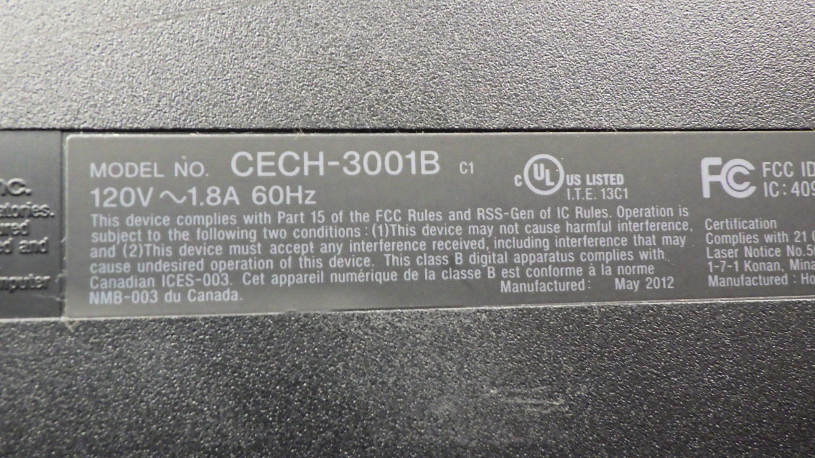 CECH-3001B Sony PlayStation 3 Slim 320GB Video Game Console W Games /Controllers