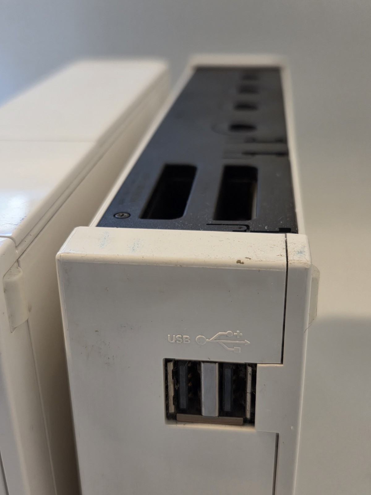 Lot Of 2 White Wii Consoles RVL-001(USA) Tested Both Work Great Games Installed