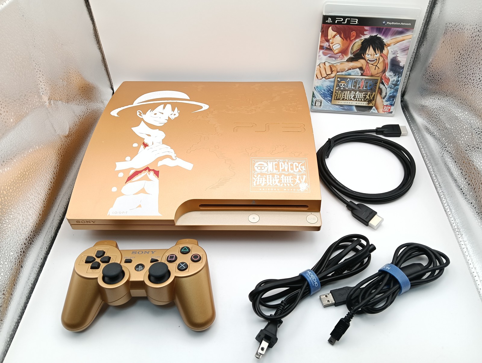 Sony PlayStation 3 PS3 One Piece GOLD LIMITED Edition CECH-3000B 320GB Console