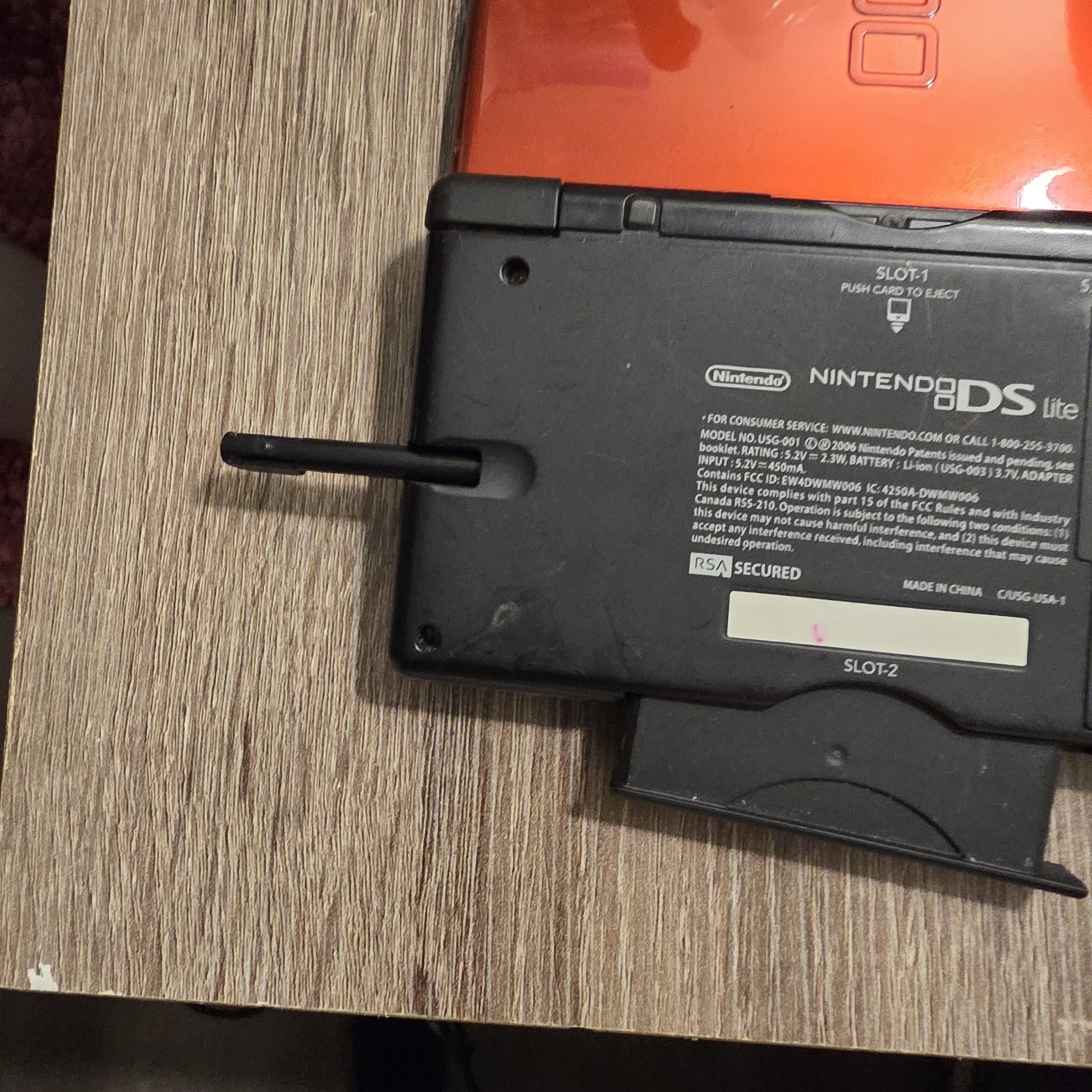 Nintendo DS Lite Handheld System Red/Black Touchscreen Headphone Jack