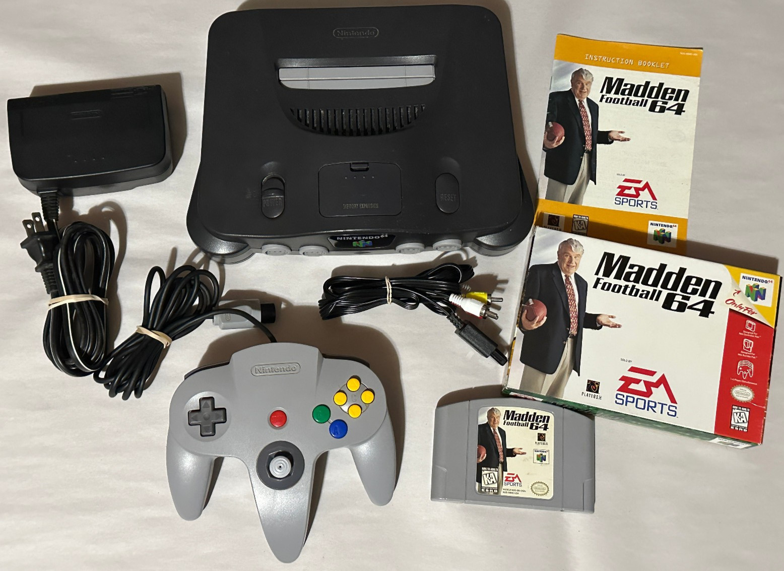 Nintendo 64 N64 Console Bundle with Controller + Madden 64 in Box *TESTED*