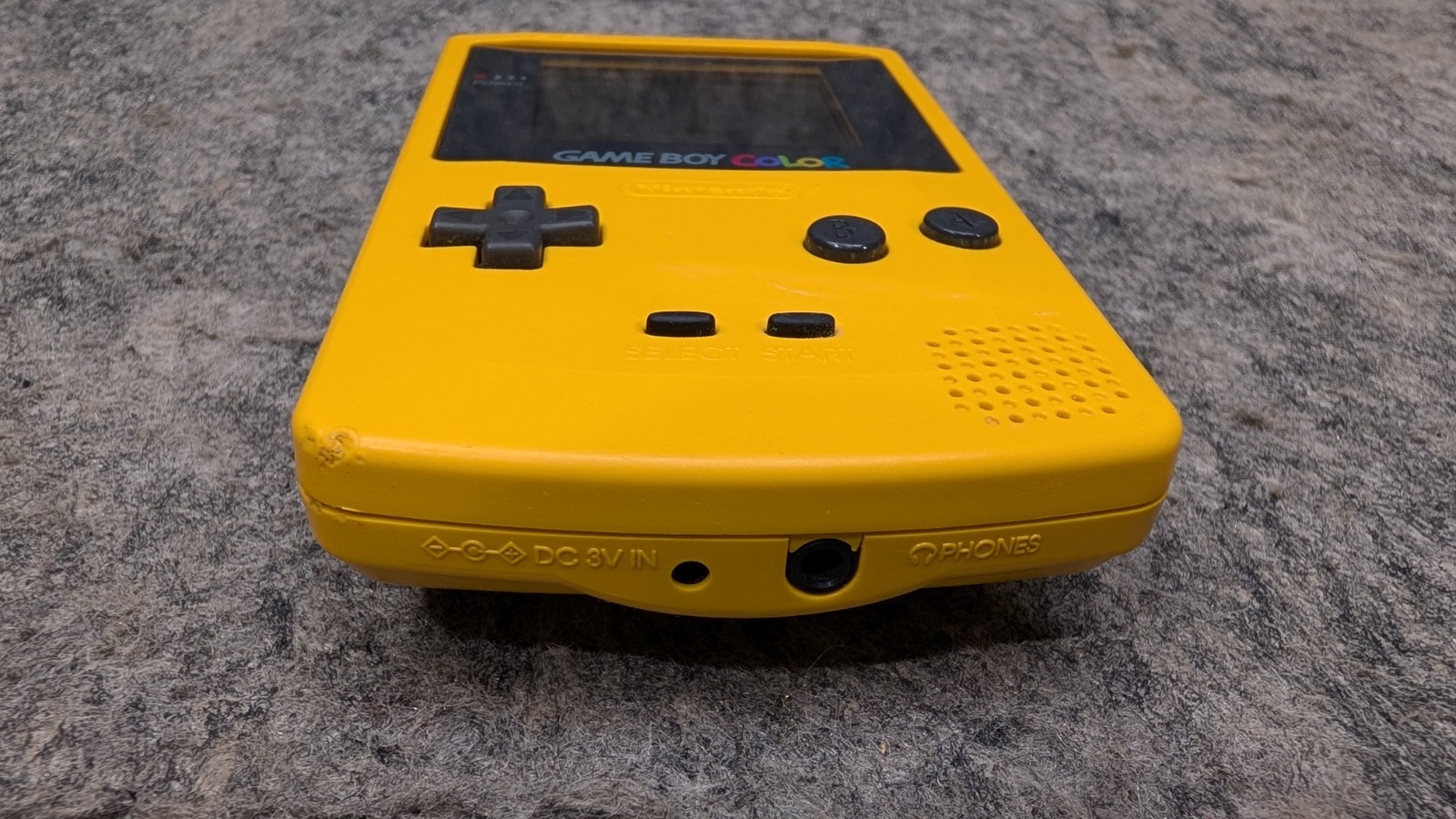 Nintendo Game Boy Color Handheld Console CGB-001 GBC Dandelion Yellow Bundle