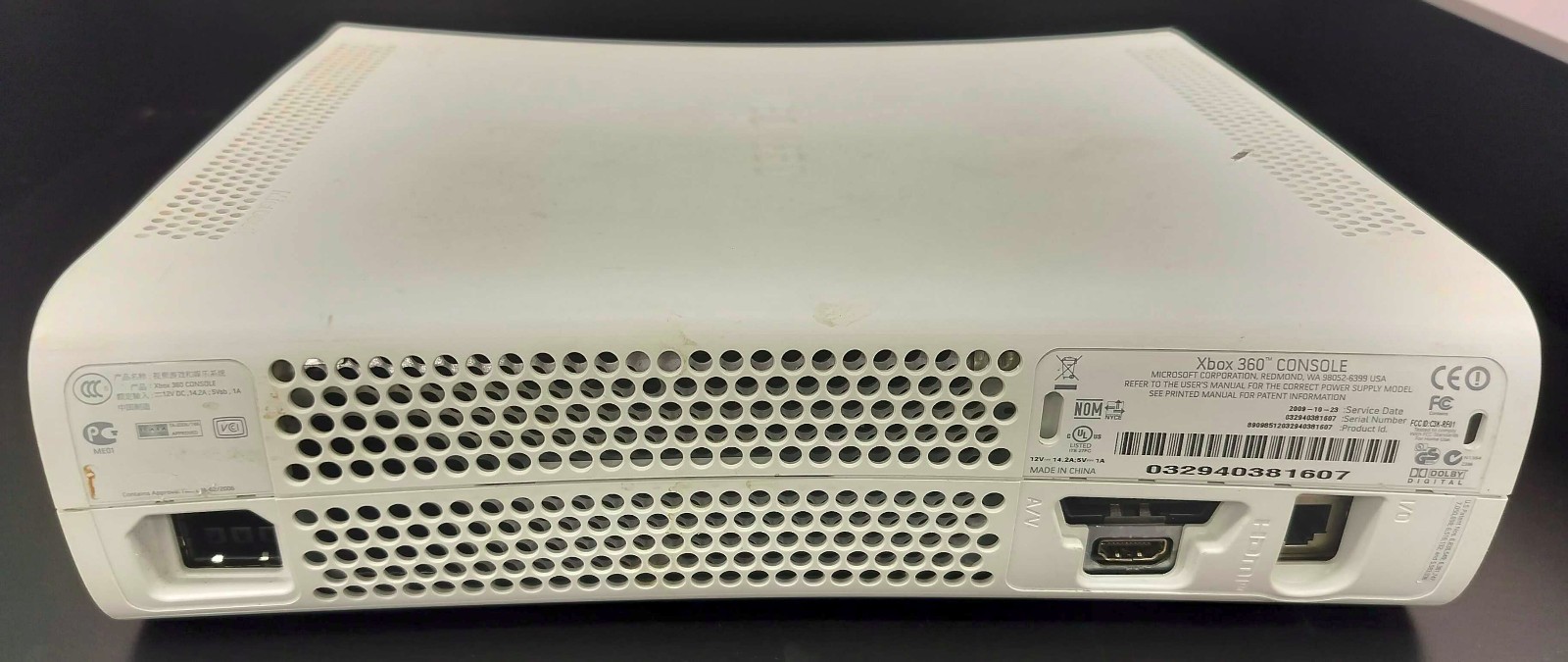 Microsoft Xbox 360 Console White ***For Parts Or Repair ONLY*** Model Varies