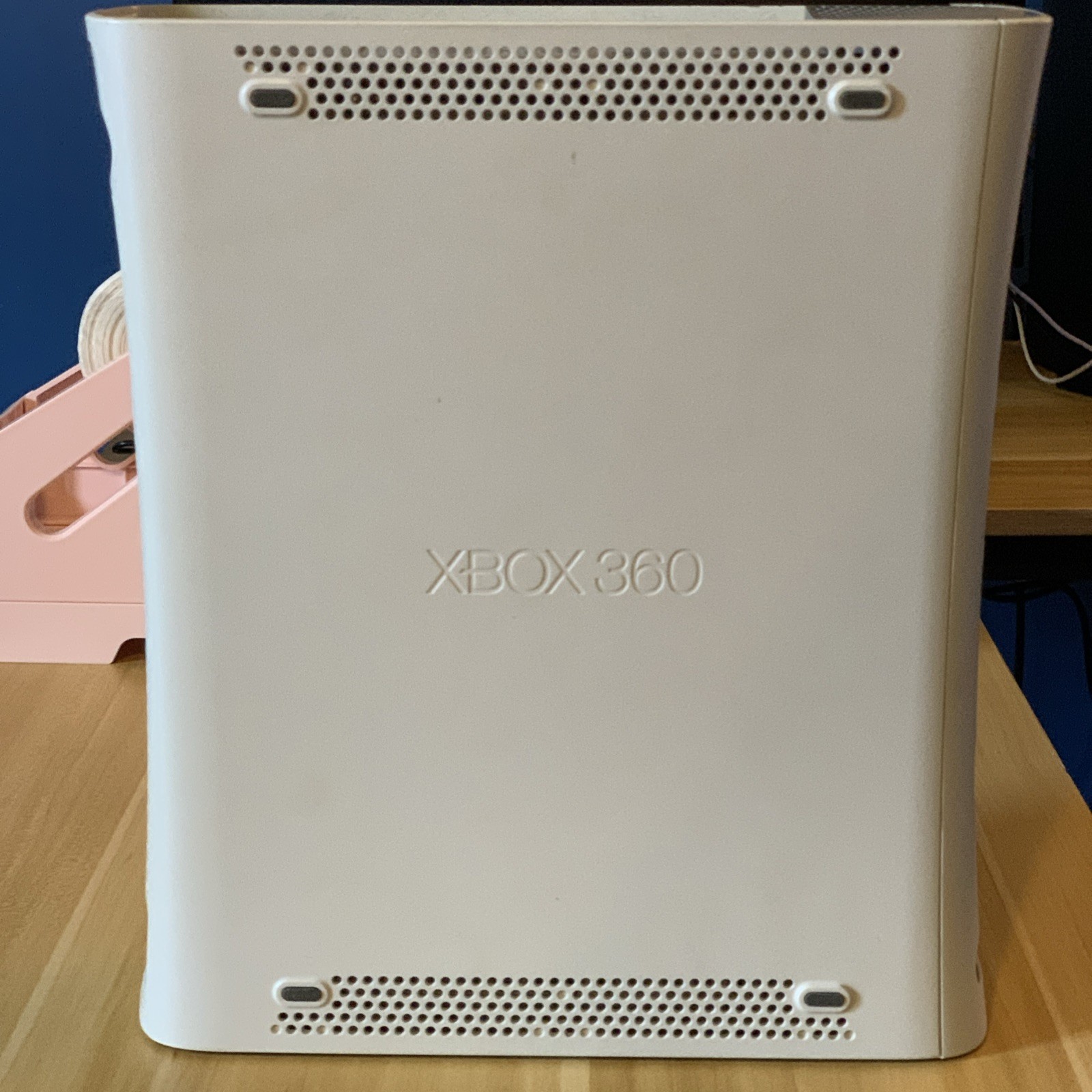 Microsoft Fat Xbox 360 Console Only For Parts Or Repair -(Turns On, No Red Ring)