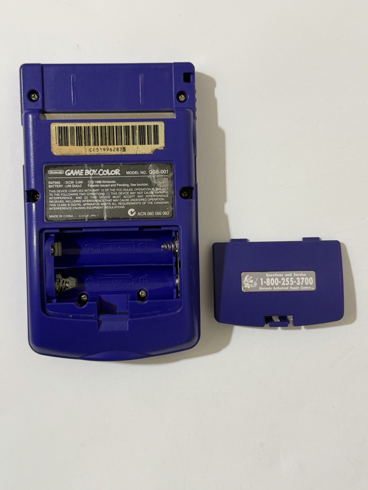 Vintage 1998 Nintendo Game Boy Color Pokémon Grape Console With Case