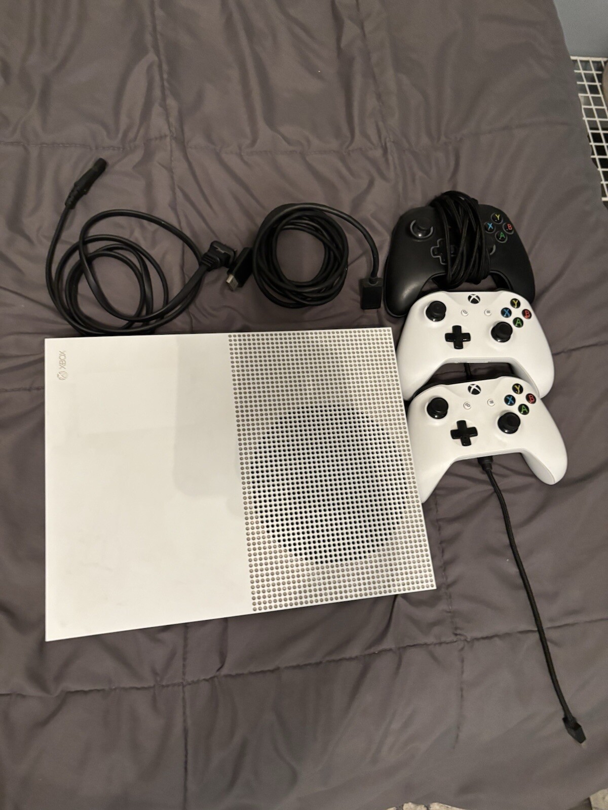 Microsoft Xbox One S Minecraft Favorites Bundle 500GB Game Console – White