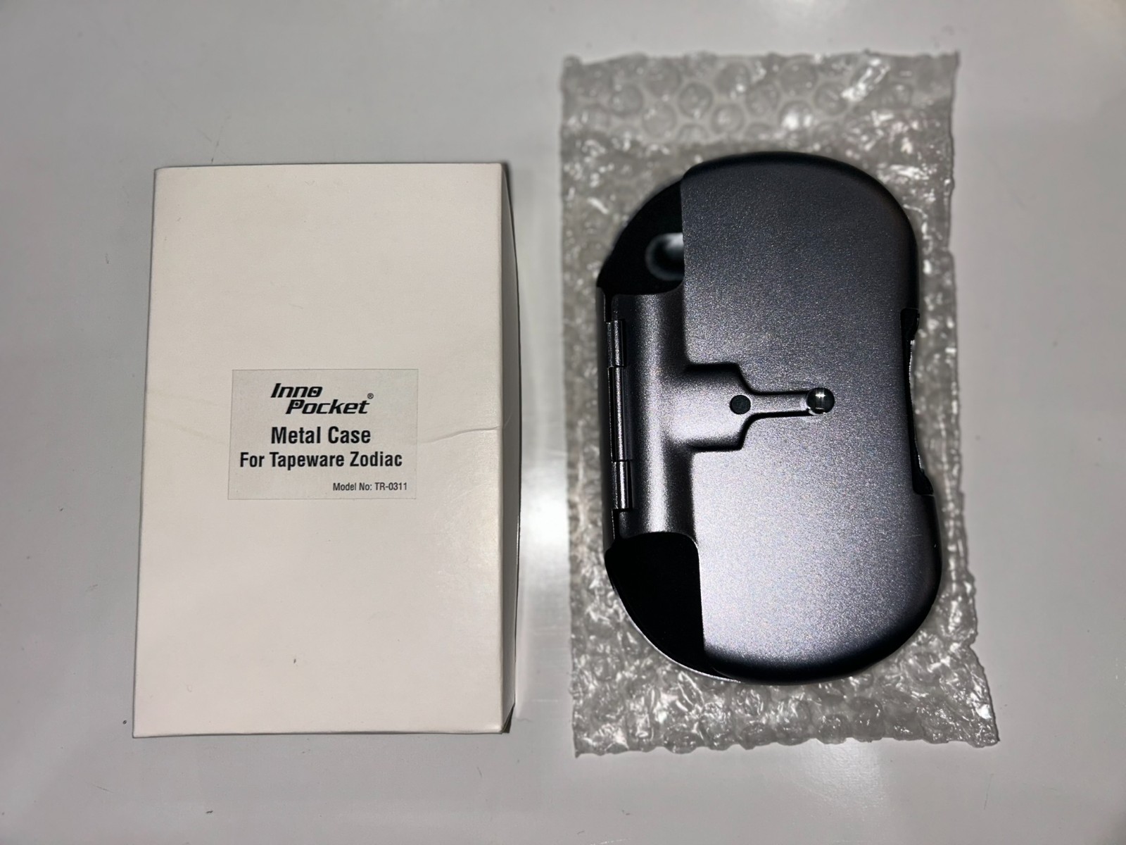 Tapwave Zodiac 2 w OEM AC Adapter and New Hard Metal Carrying Case + Earbuds #2