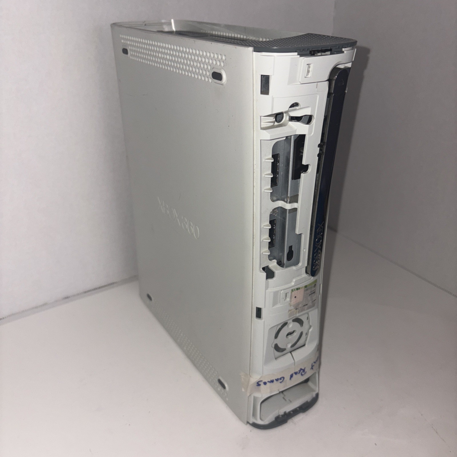 Xbox 360 White Untested or for Parts & Repair Only No Cords No Controller No HDD