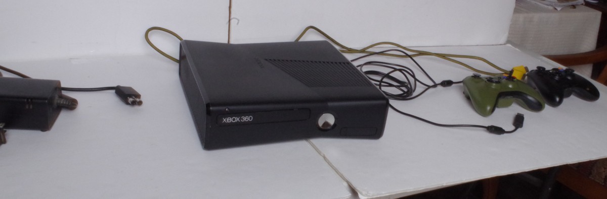 XBox 360 S Slim 250GB Black Video Game Console with 2 controllers plus HDMI