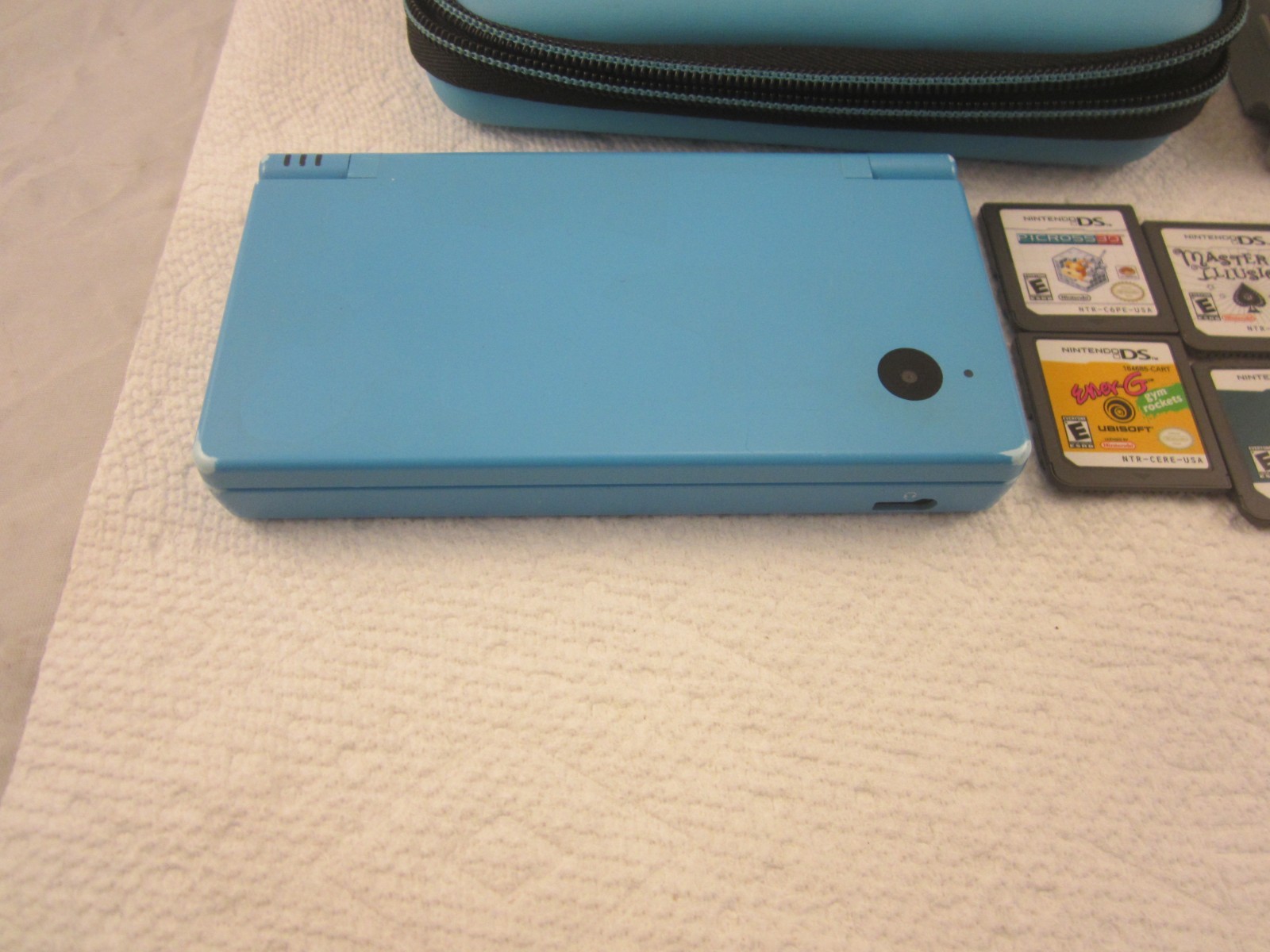 Nintendo DSi Blue Console Bundle 6 Games Storage Case Stylus Tested Charger