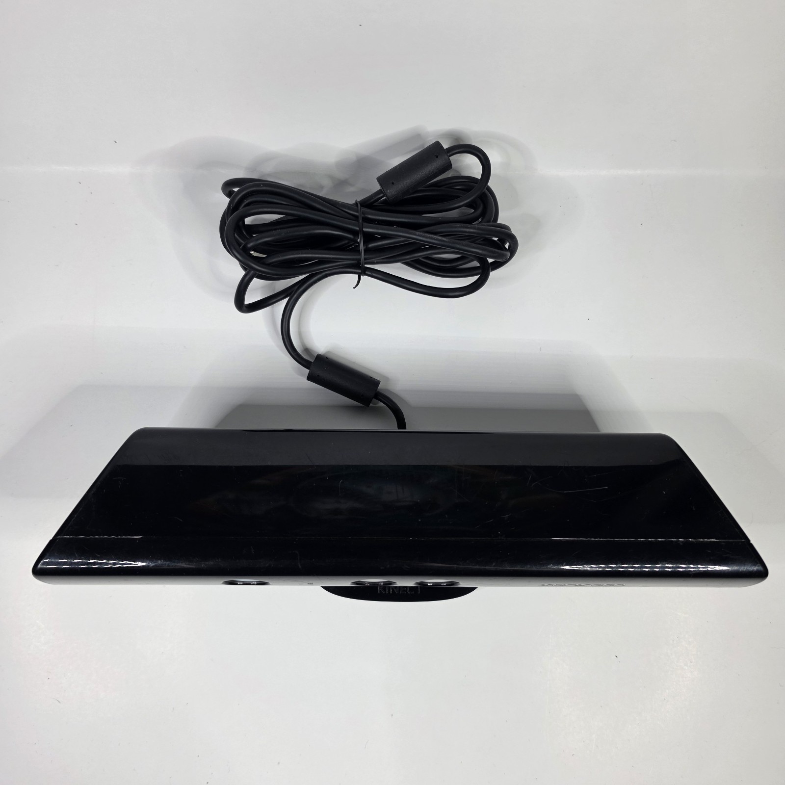 XBox 360 Slim 250GB Console Bundle With Kinect And Games