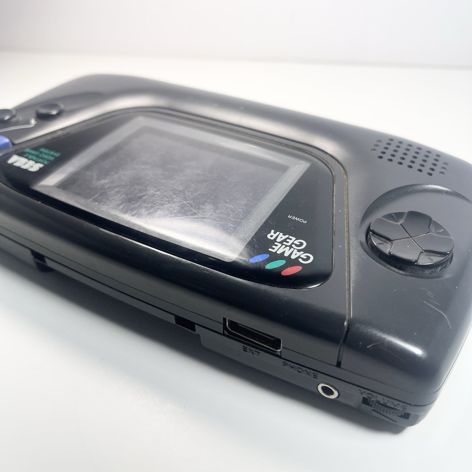 Sega Game Gear Handheld Console Black – FOR REPAIR/PARTS ONLY (Doesn’t Work)