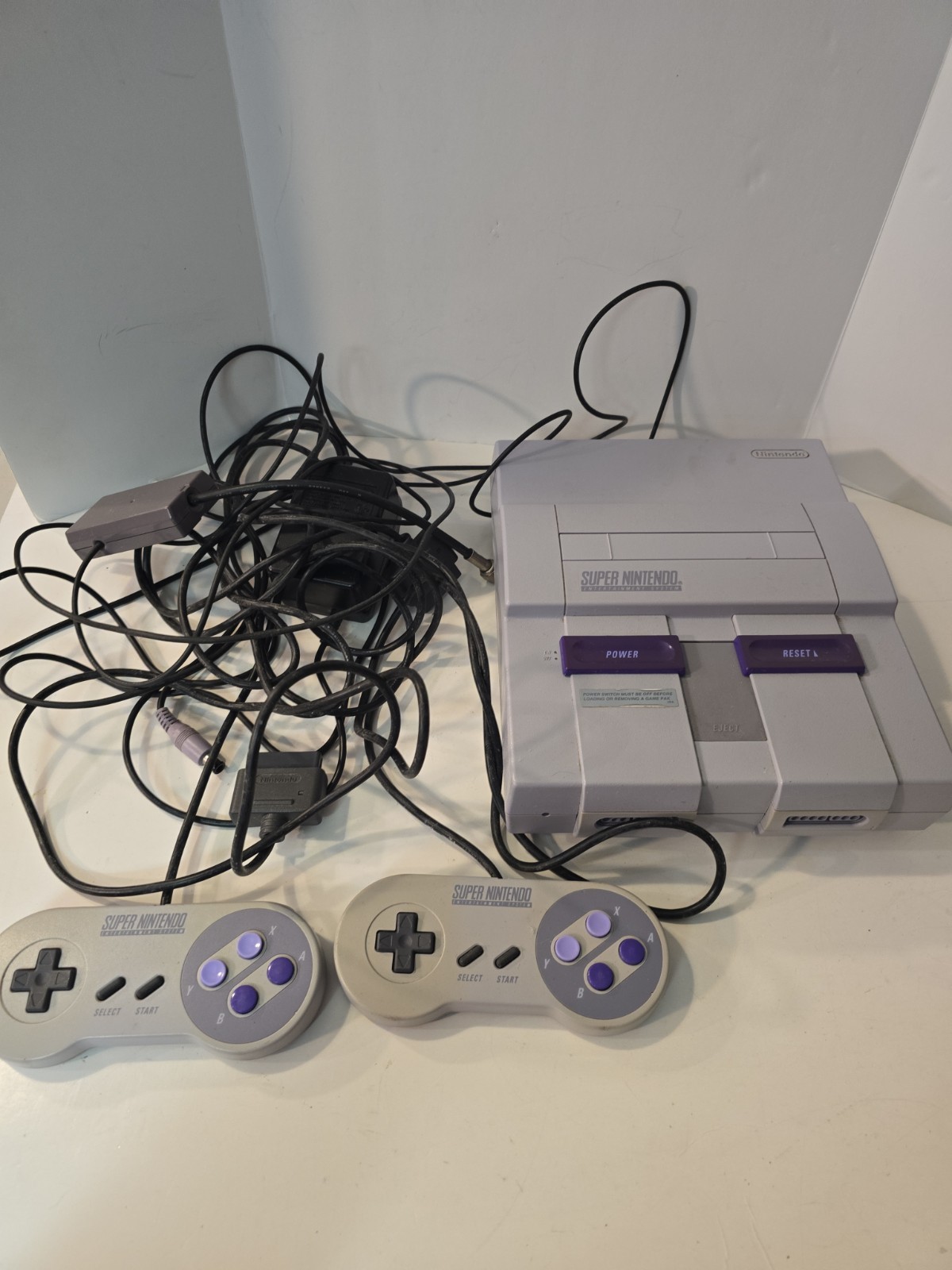 Nintendo Super Nintendo SNES SNS-001 Console Cords & 2 Controllers Untested VTG