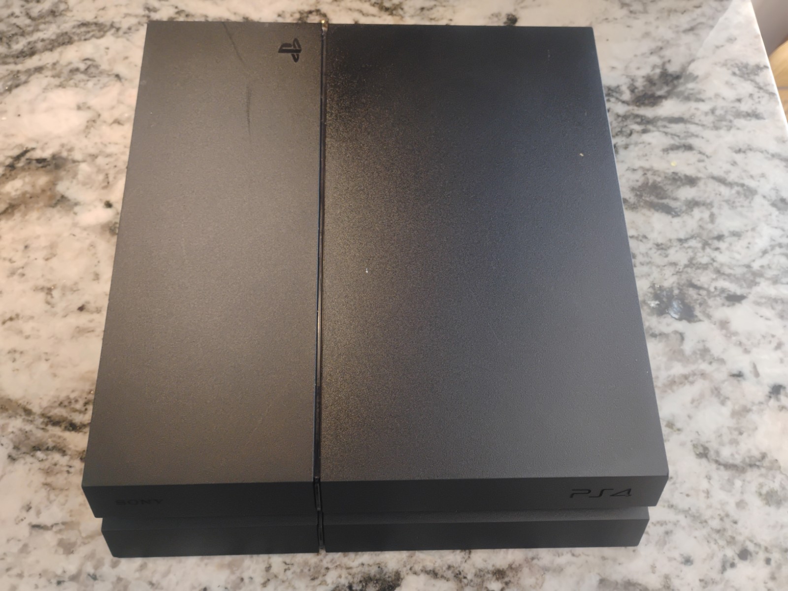Sony PlayStation 4 – 500GB – With Controller – Tested And Working