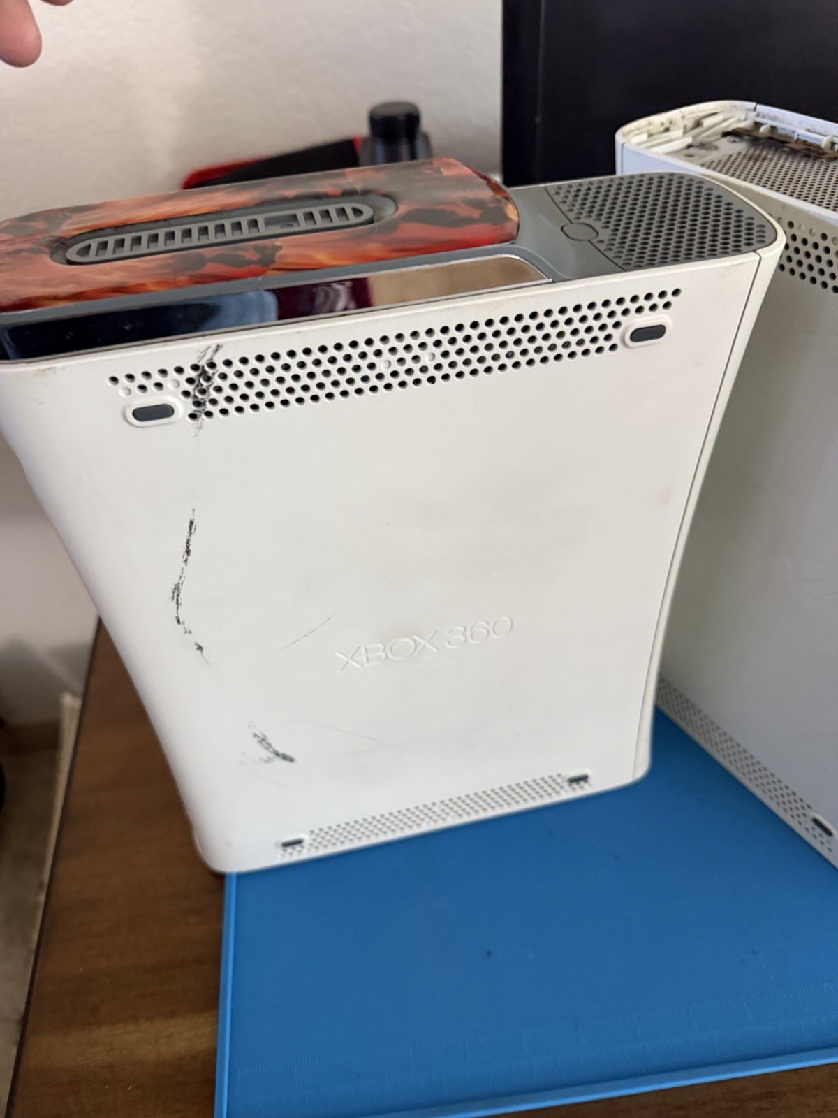 Lot of 2 Microsoft Xbox 360 Consoles Matte White
