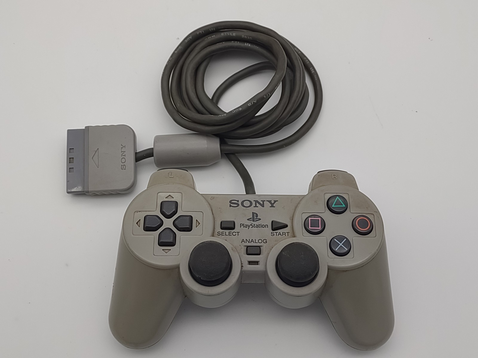 PS1 Sony PlayStation 1 Console System 2 Controllers SCPH-5501 Read Description