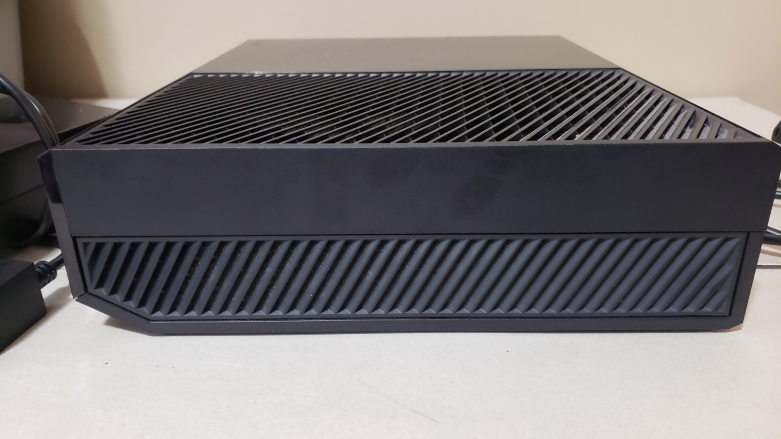 Microsoft Xbox One 500GB Console Model 1540 Black With 7 Games !