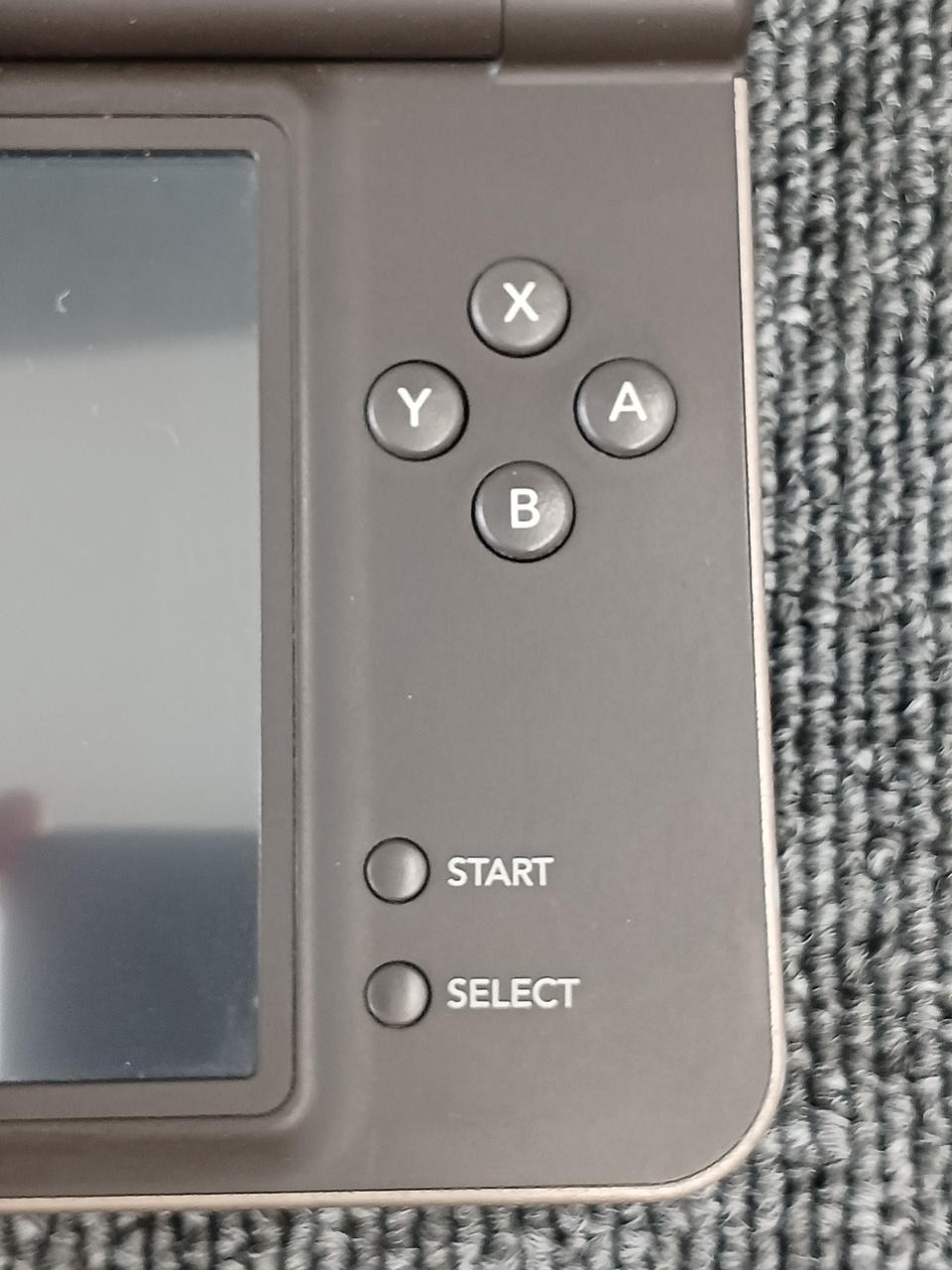 Nintendo DSi XL (LL) UTL-001 Handheld Console Retro Gaming System A2513