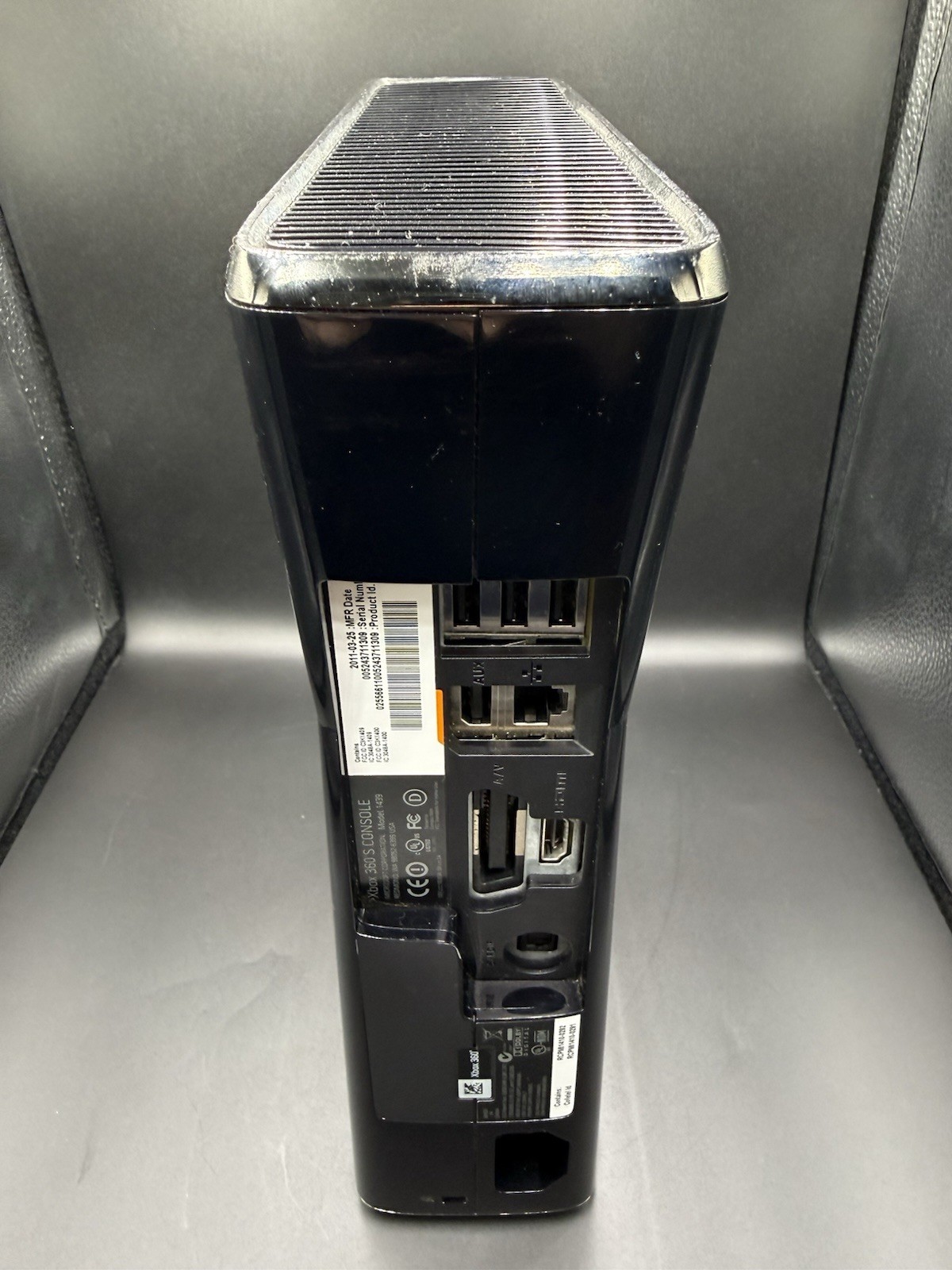 XBOX 360 S Slim Console 250GB Black Matte Model 1439 w/OEM Power Supply + AV