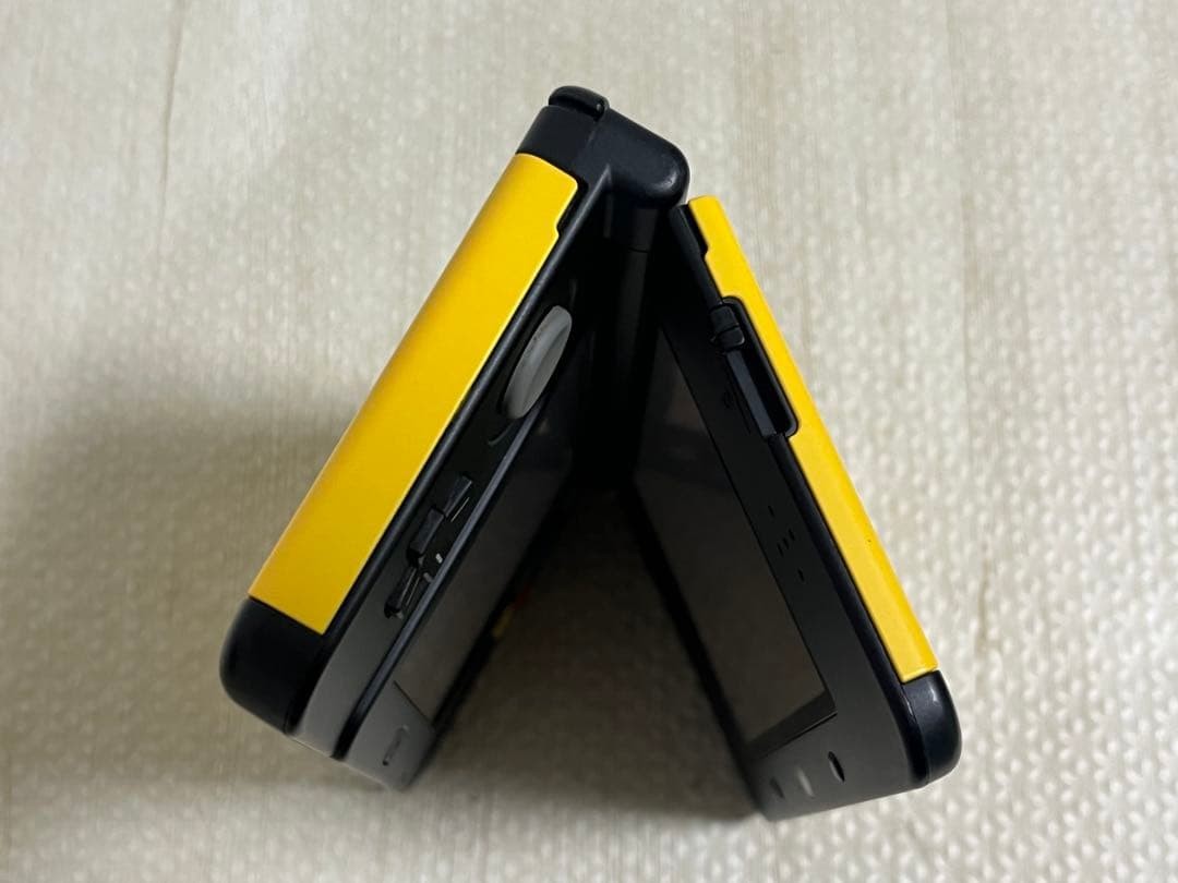 New Nintendo 3DS Black Console Style Japanese Ver Yellow Kisekae face Plate Set