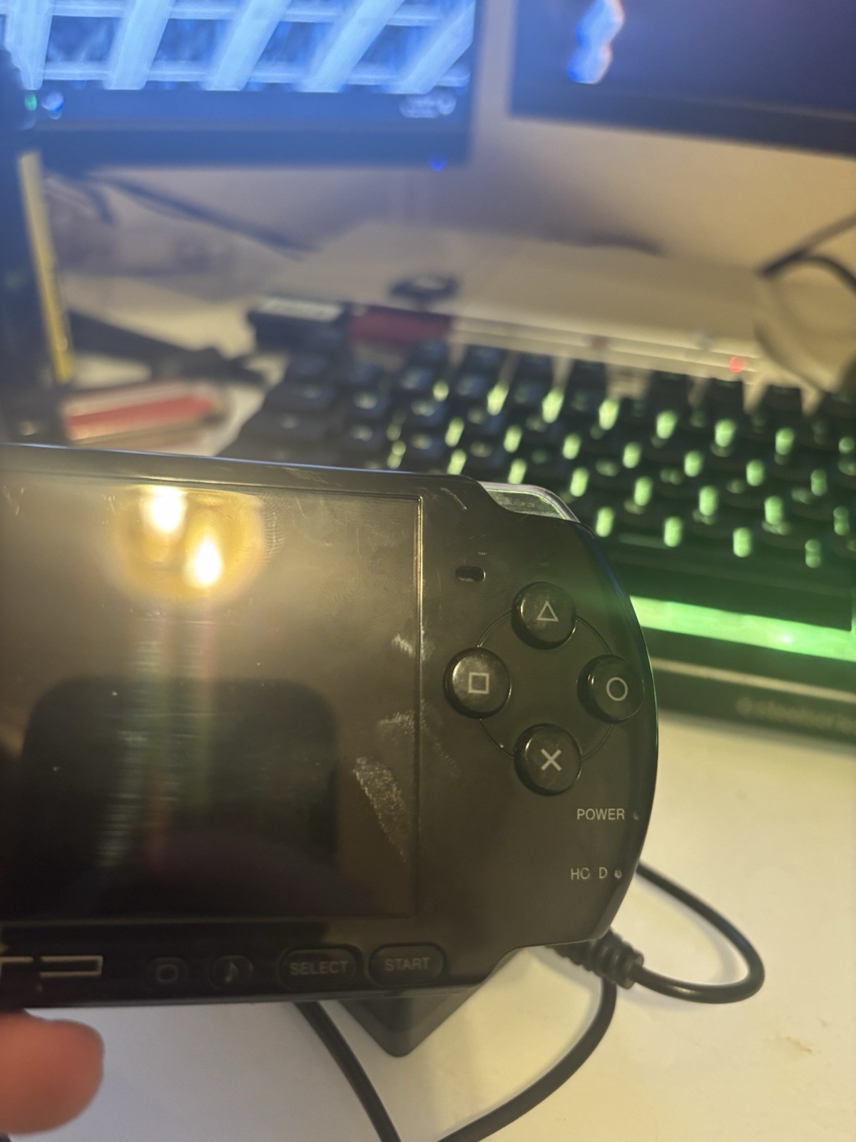 BLACK Sony PSP 3000 System W Charger & OEM Battery