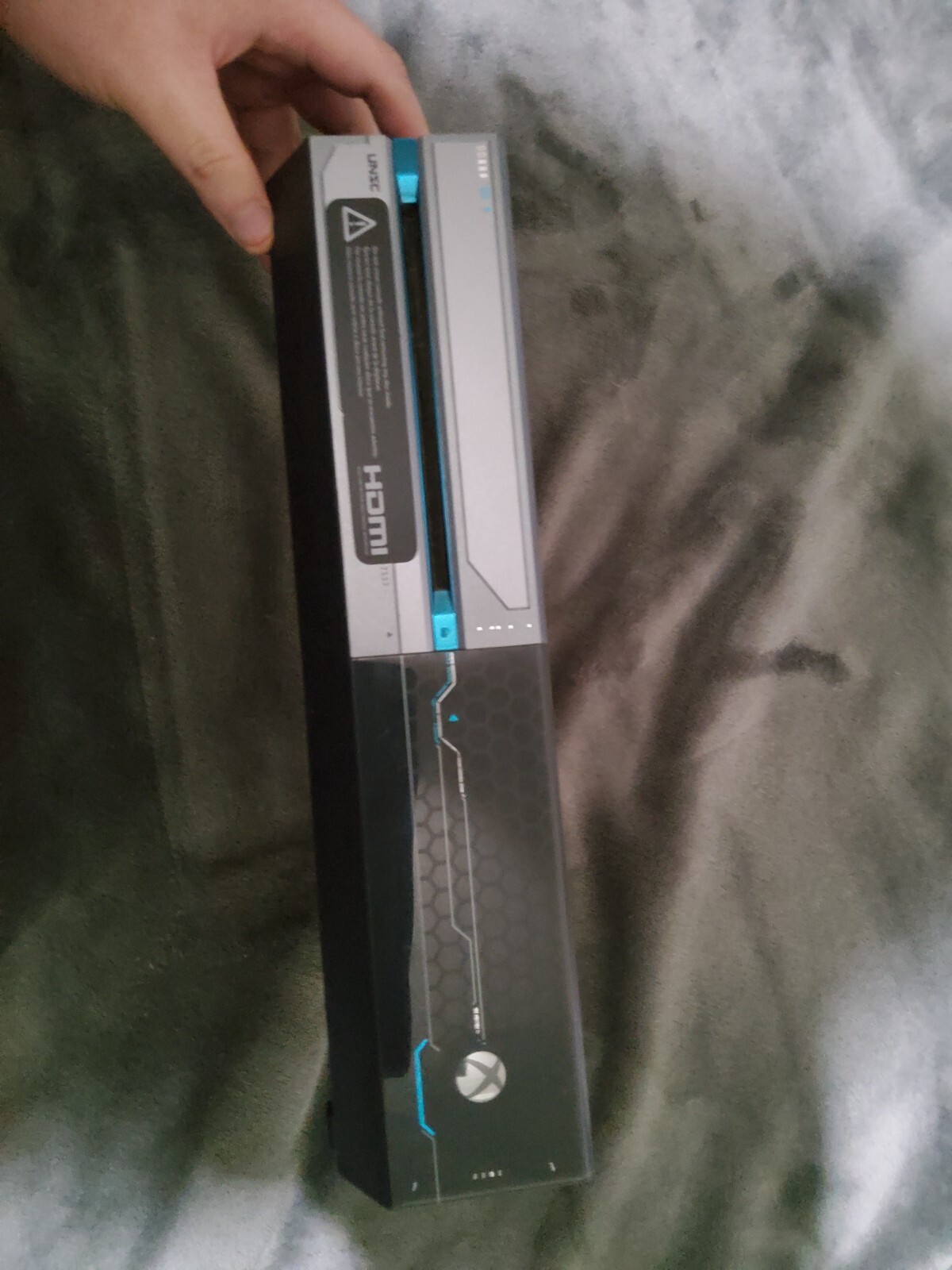 Xbox One Halo 5 Guardians Limited Edition 1TB Console and Power Supply