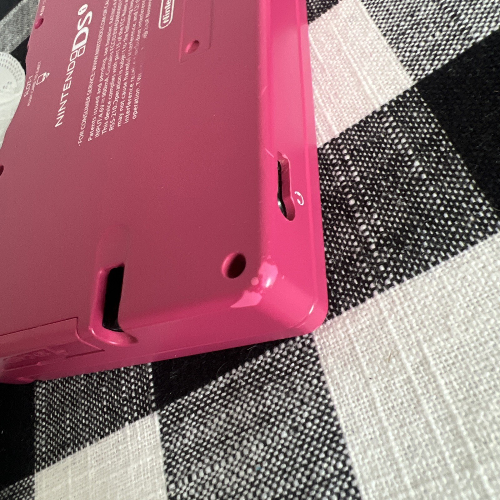 *Nintendo DSi Console *Pink *Model #TWL-001 *2GB Disk *New Charger *Video Demo