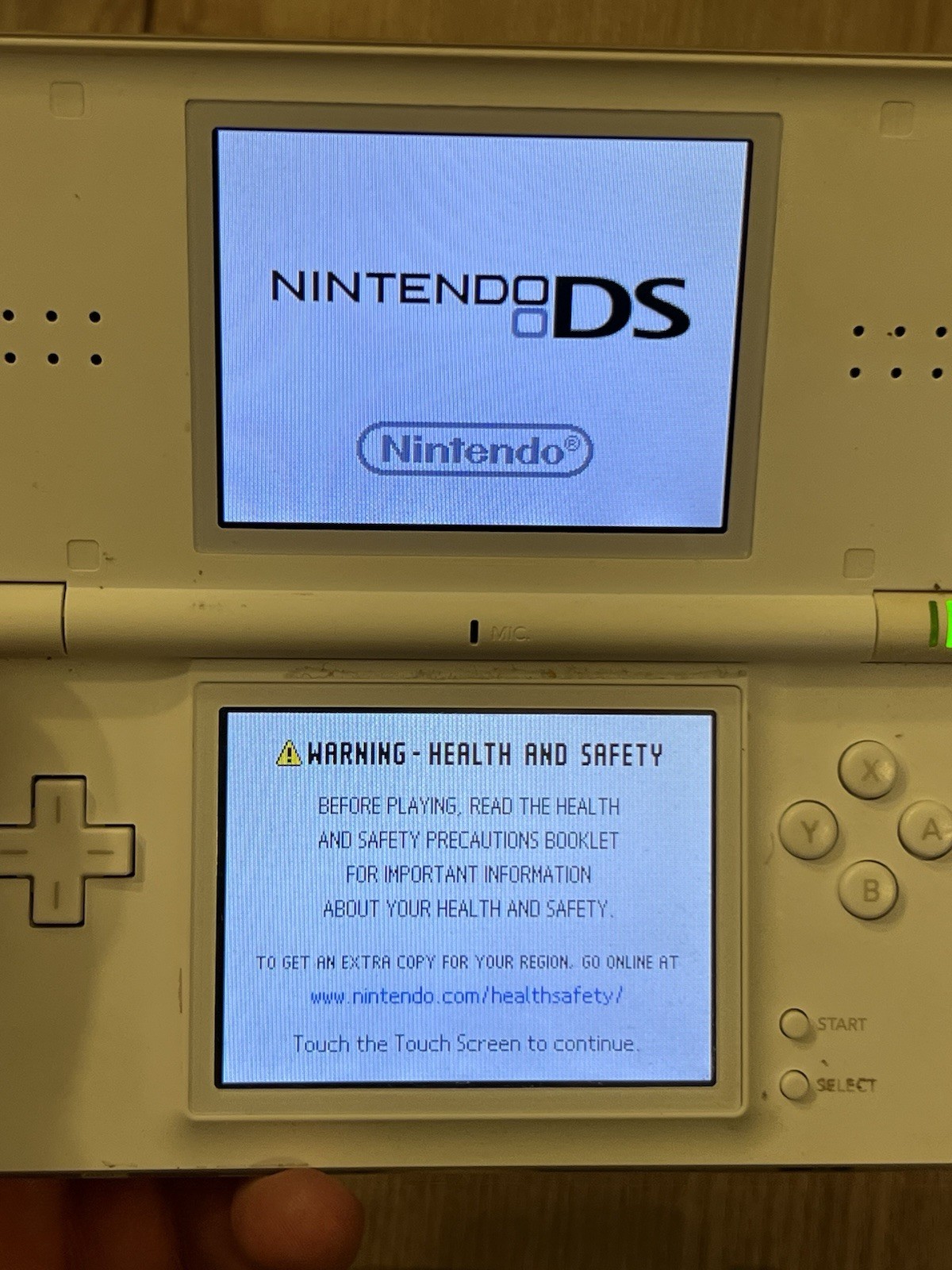 Nintendo DS Lite Pink Ribbon Console Bundle 7 Games Susan Komen Breast Cancer