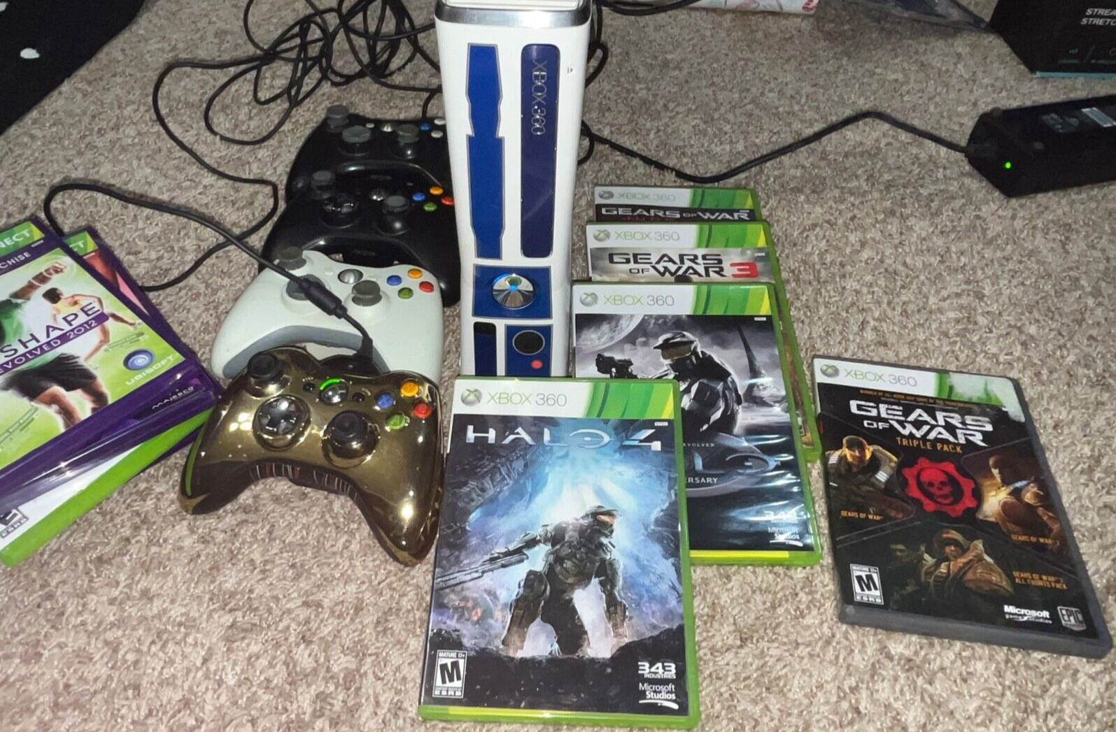 Microsoft Xbox 360 320GB Kinect Star Wars Limited Edition with 4 controllers