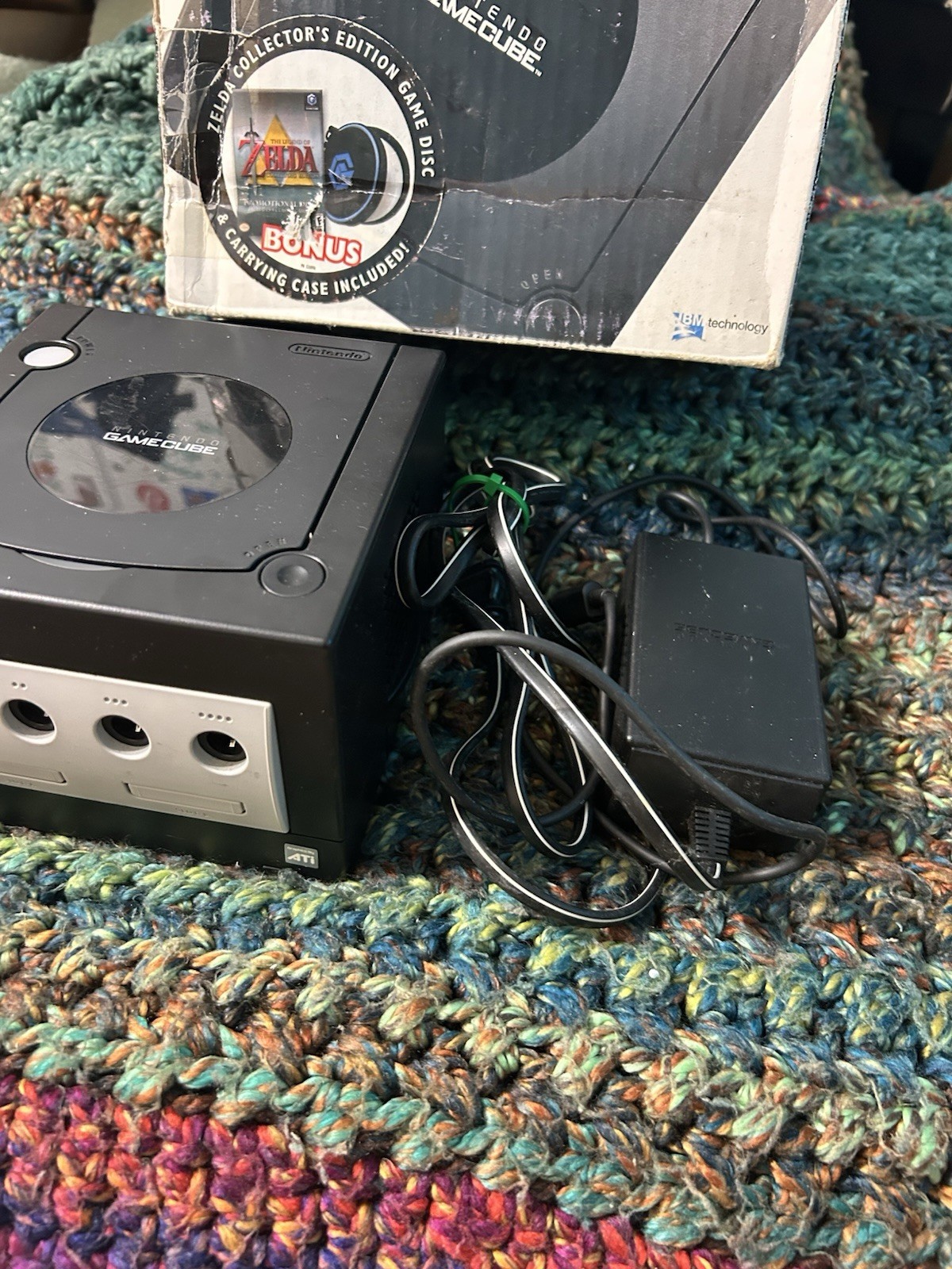 Nintendo GameCube Game Console Black System DOL 001 & Box & Power Cords
