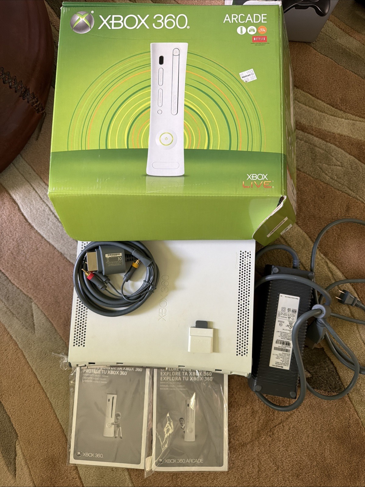 Microsoft Xbox 360 Arcade White Gaming Home Console W/ Controller (untested)