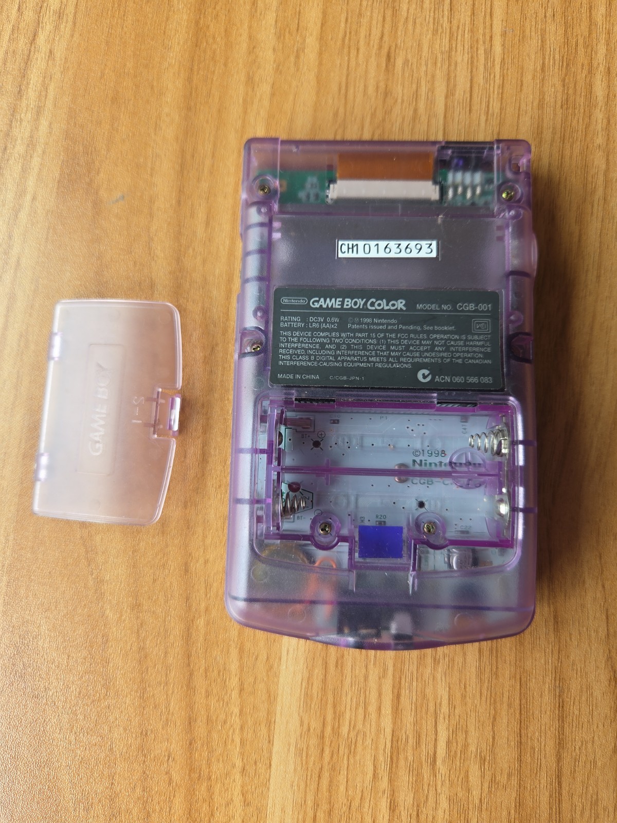 Nintendo Gameboy Color GBC Atomic Purple CGB-001 Handheld System Complete in Box