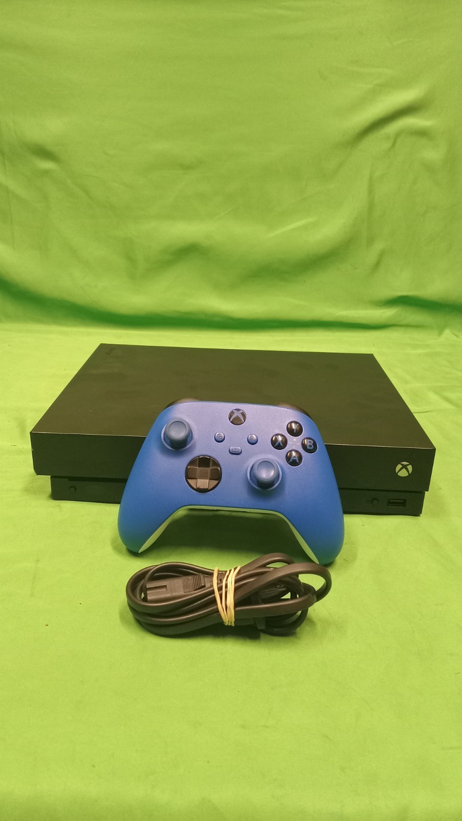 Microsoft Xbox One X 1TB (Model 1787) – Digital Ready – Disc Read Error