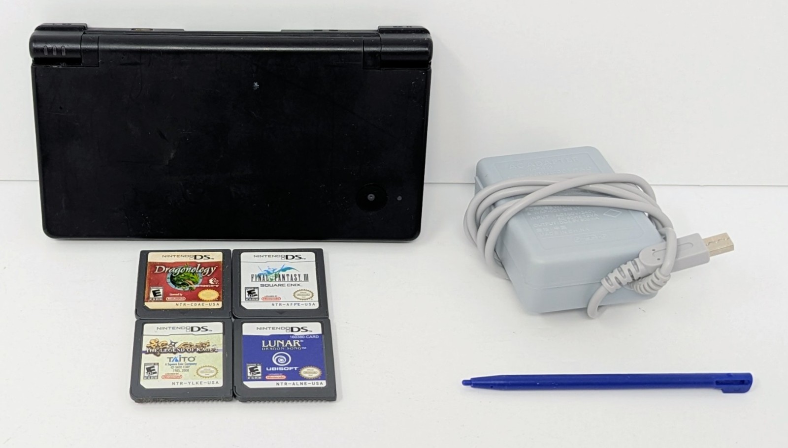 Nintendo Black DSi Handheld System Bundle w/ Charger & 4 Games – FFIII – Tested!
