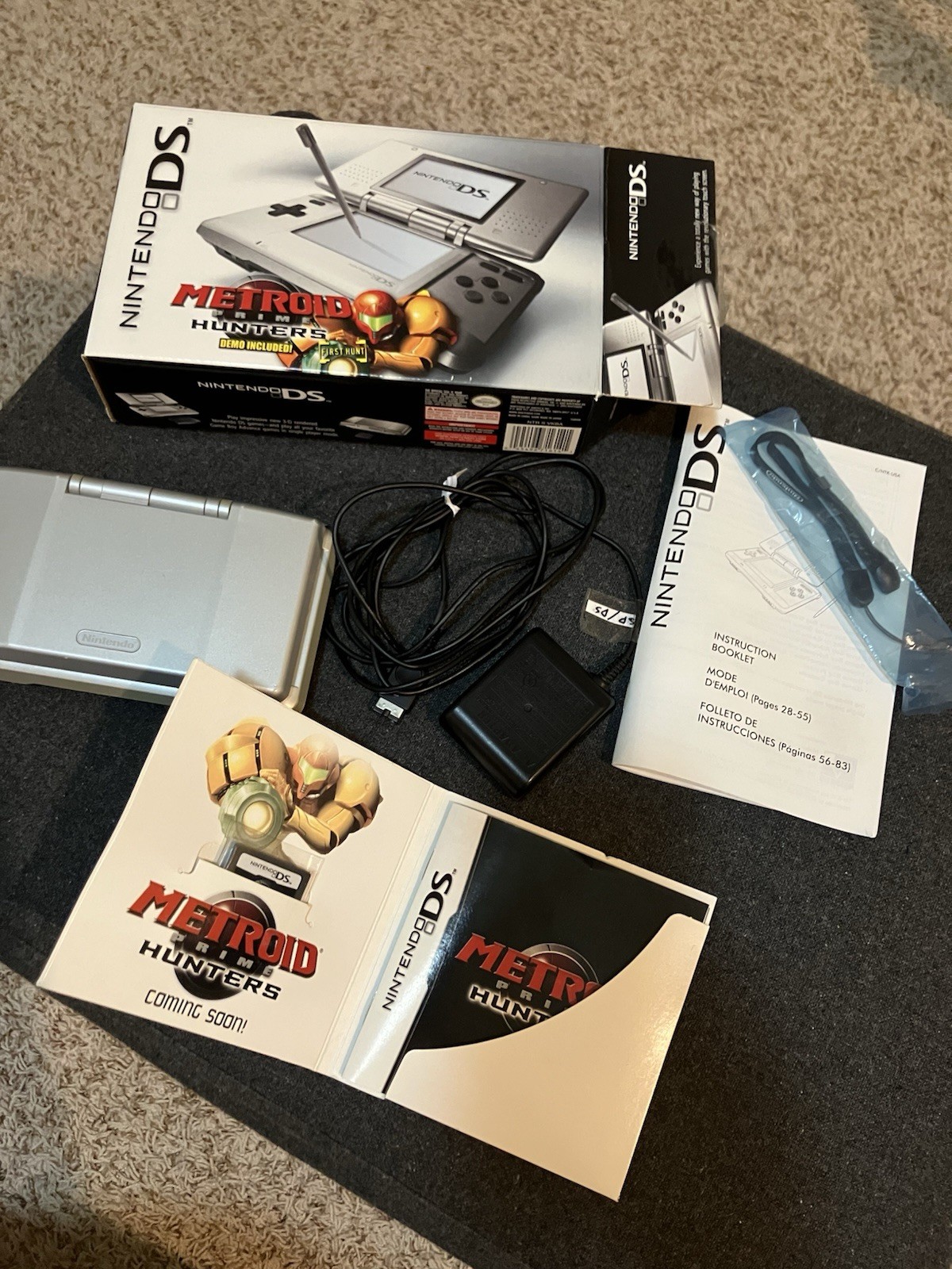 Nintendo DS NTR-001 Silver Handheld Console w/ Box Manuals Metroid Demo
