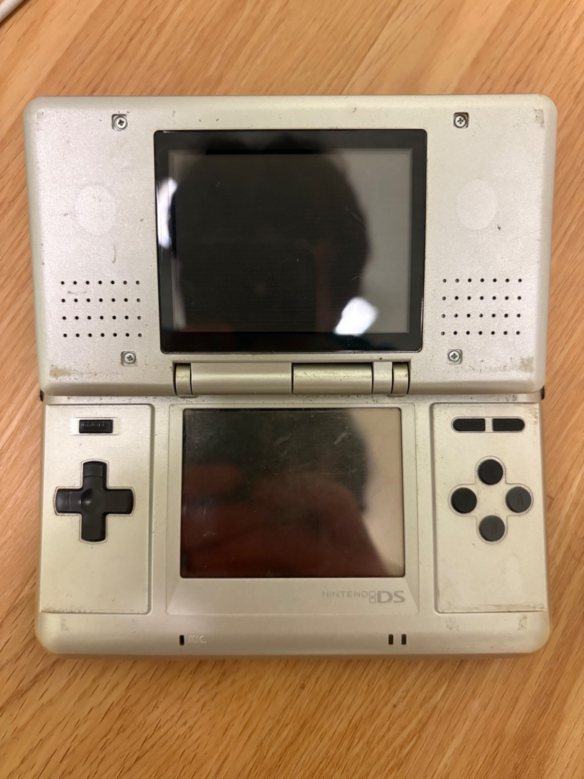 Nintendo DS Silver Handheld System – Fair Condition – TESTED AND WORKING! (3A)